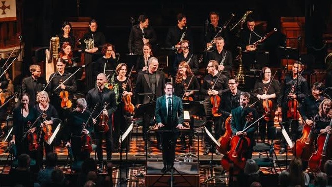 Image of Tim Rosen playing in St Peter's Cathedral